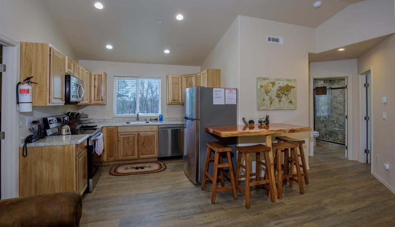 Hébergement de vacances Bear Paw New Construction Near Yosemite *